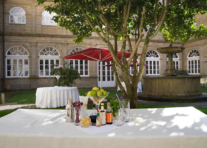 San Francisco Monumento Otel Santiago de Compostela